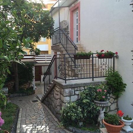 Apartments By The Sea Selce, Crikvenica - 16375 Екстериор снимка