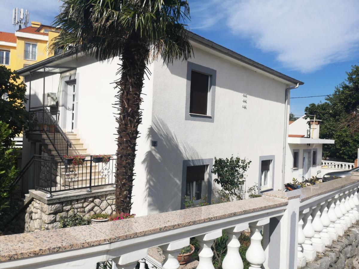 Apartments By The Sea Selce, Crikvenica - 16375 Екстериор снимка
