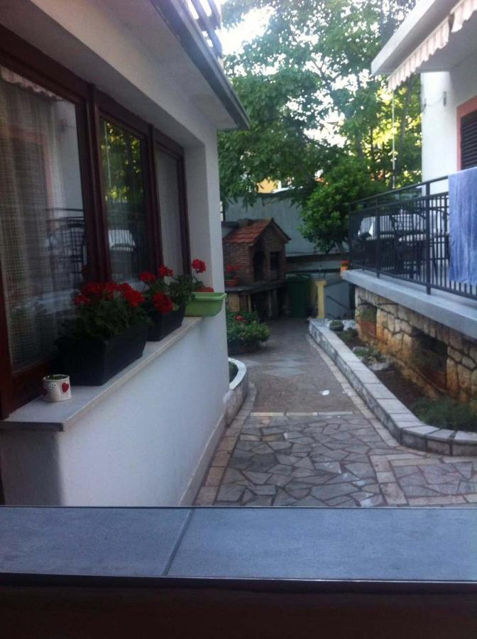 Apartments By The Sea Selce, Crikvenica - 16375 Екстериор снимка